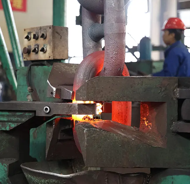 “钢债券”保护深蓝色能源的发展