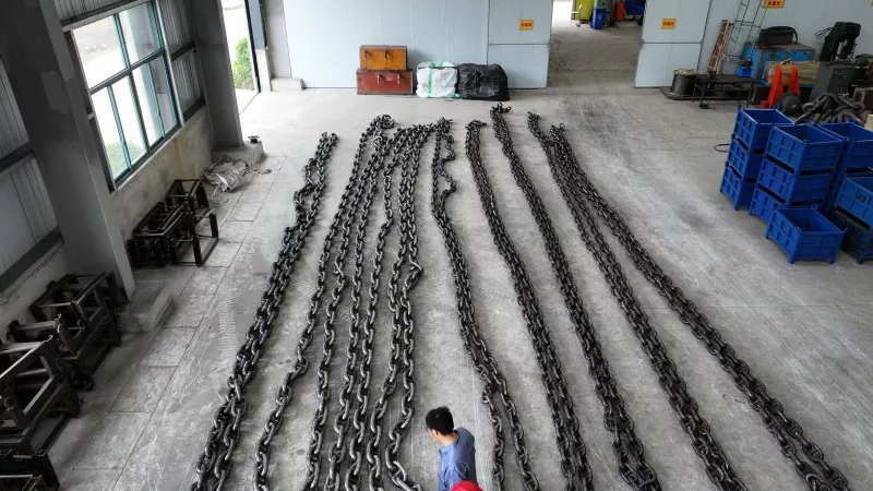 中国螺柱锚链：如何选择合适的船用锚链以确保安全和长期性能